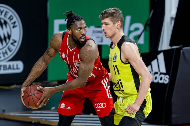 他的冷静和 他的冷静和