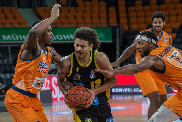 射门姿态 射门姿态